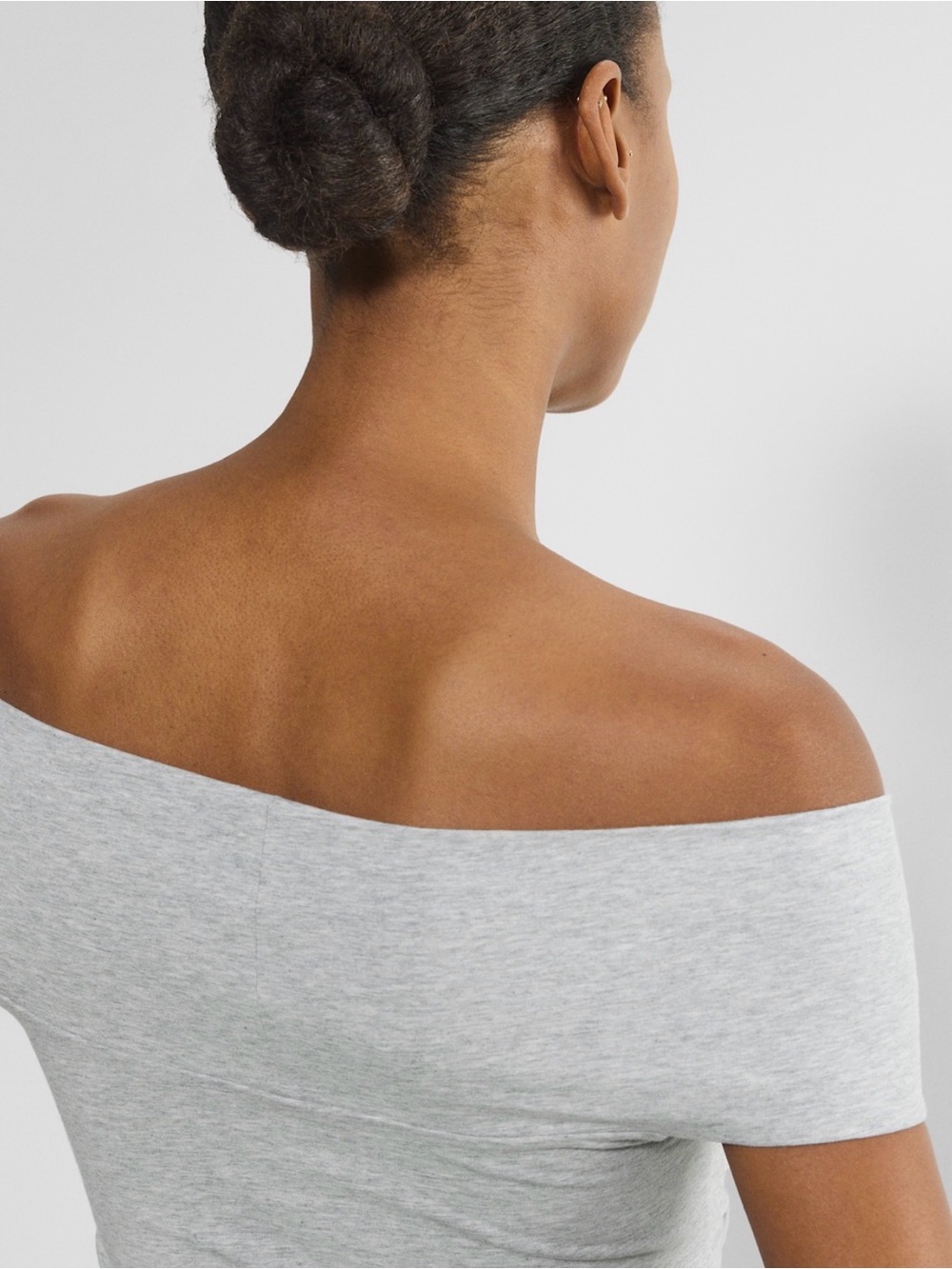 Aritzia Gray Twist-Front Tank Top - Picture 4 of 10